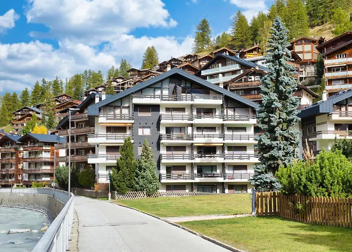 A-3 By Interhome アパート